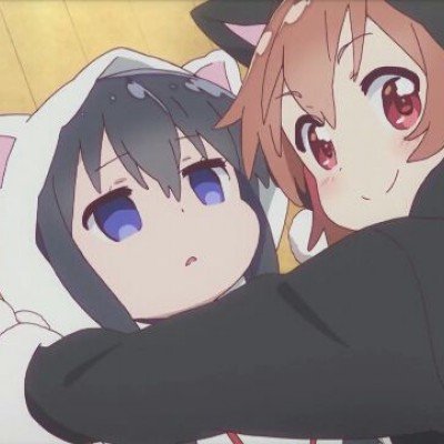 女子挖野菜挖到大蛇 双方都吓坏了